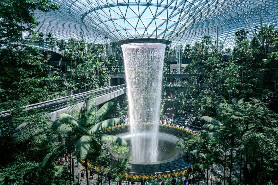 Lounge-Zugang ohne Business-Ticket: 5 legale Wege 2026