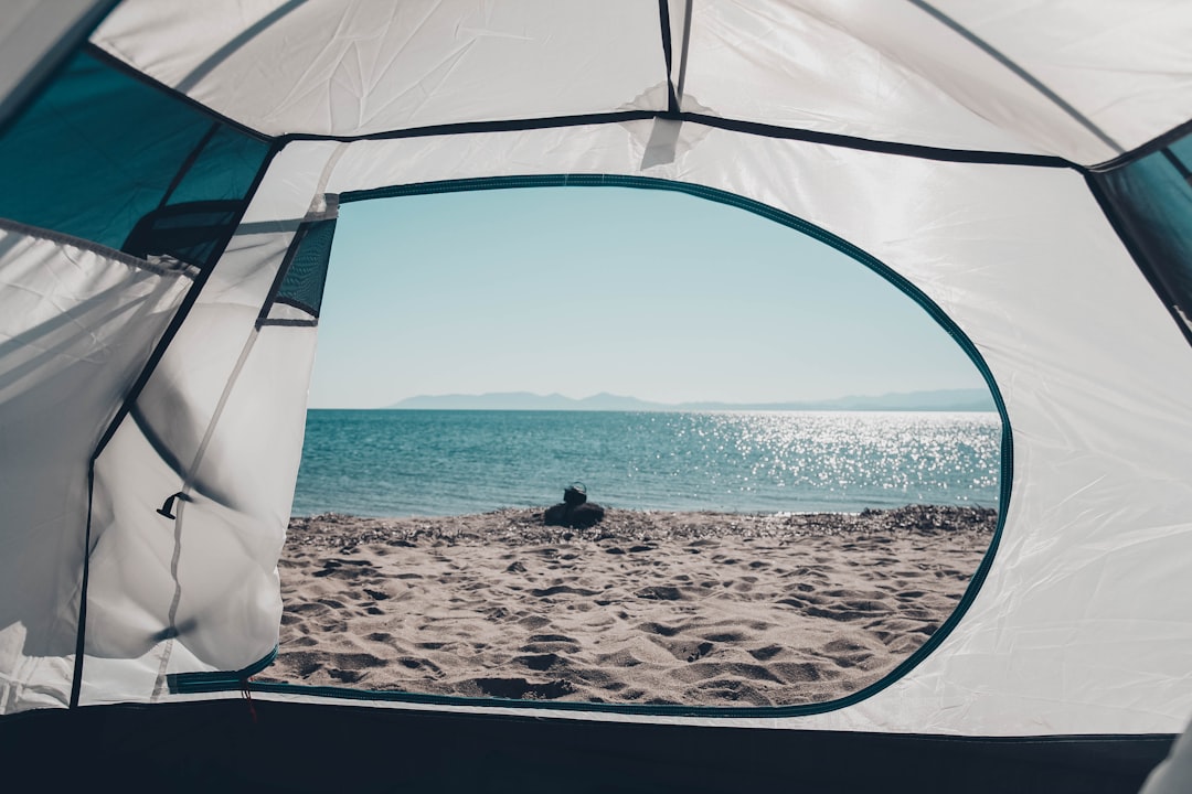 Beste Strandmuscheln & Sonnenschutz-Zelte 2026: UV-Schutz, schnell aufgebaut