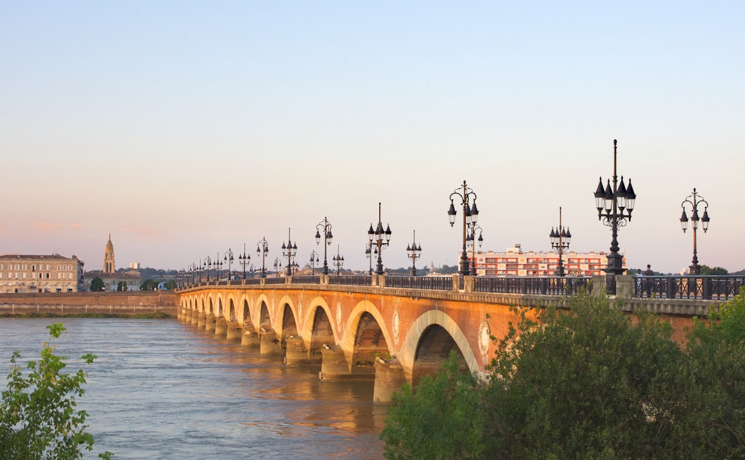 Beste Hotels in Bordeaux: Wo übernachten in welchem Stadtteil 2026
