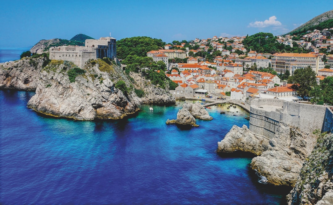 Dubrovnik vs. Split: Welche Stadt lohnt sich mehr?