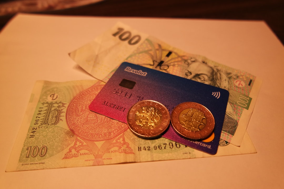 Geld im Ausland: Karte, Bargeld und Wechselkurs-Tricks 2026