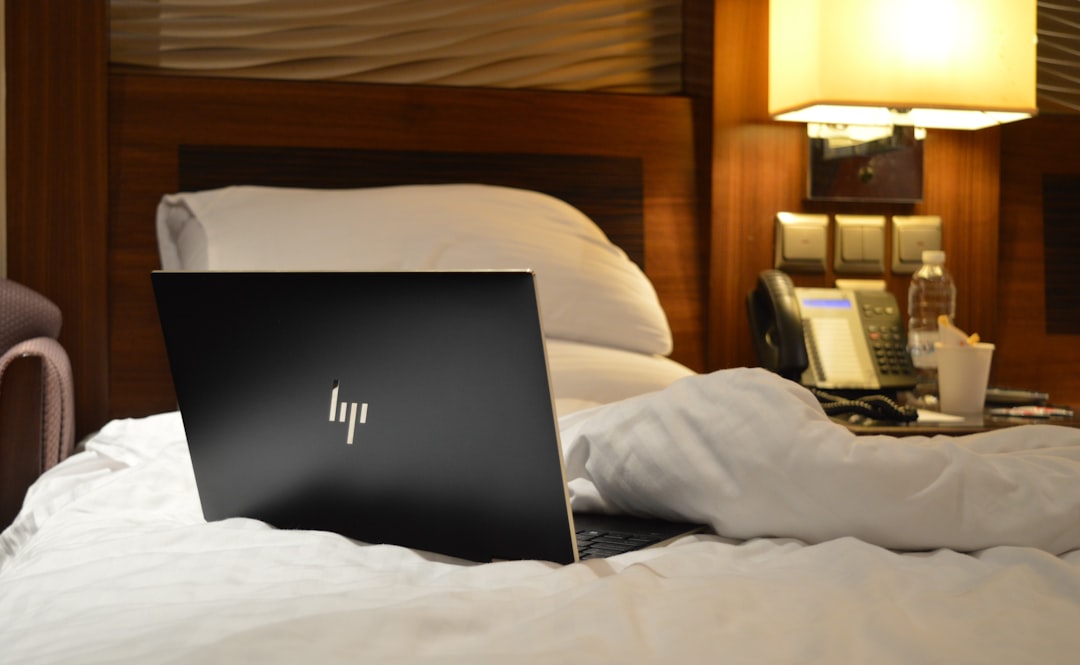 Hotel Rate Parity: Warum kostet dasselbe Zimmer überall gleich viel (oder eben nicht)?