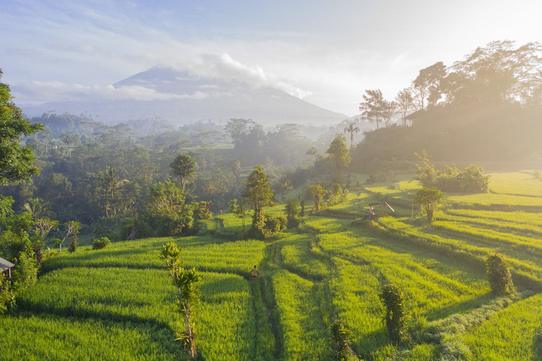 Indonesien jenseits von Bali: Die echten Highlights