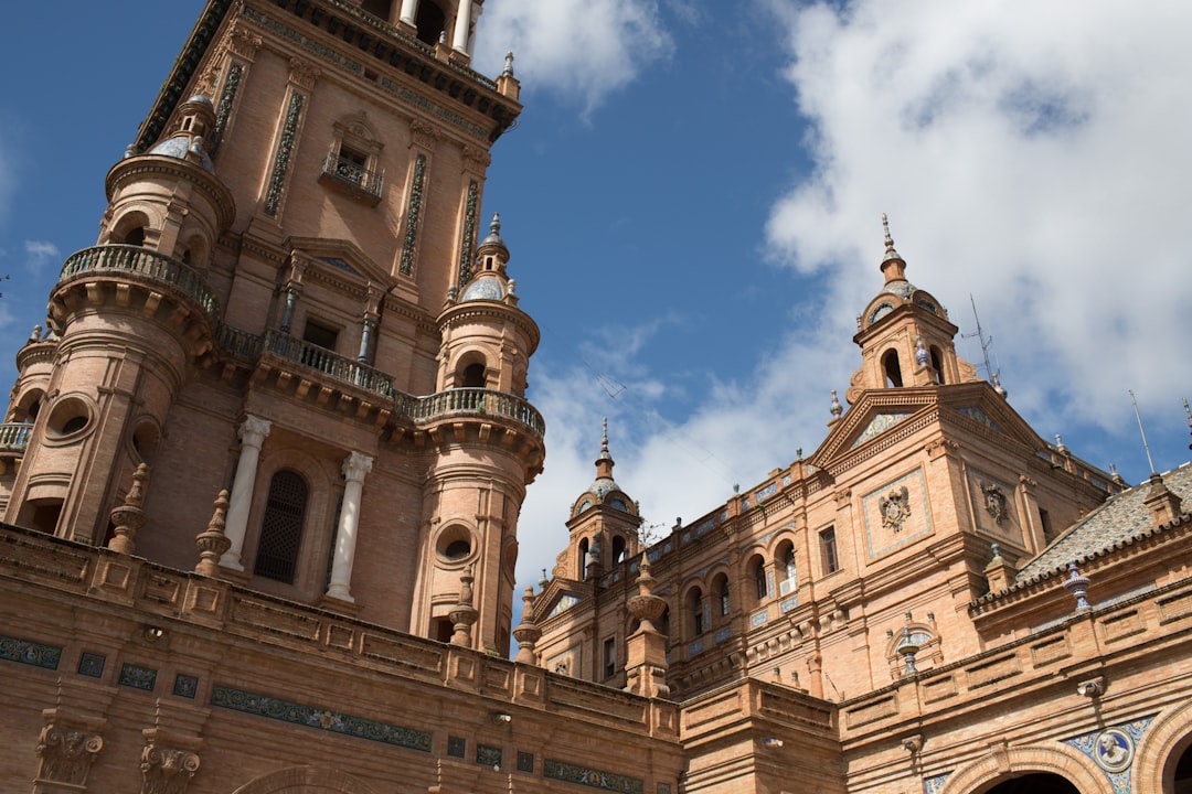 Beste Hotels in Sevilla: Wo übernachten in welchem Stadtteil 2026